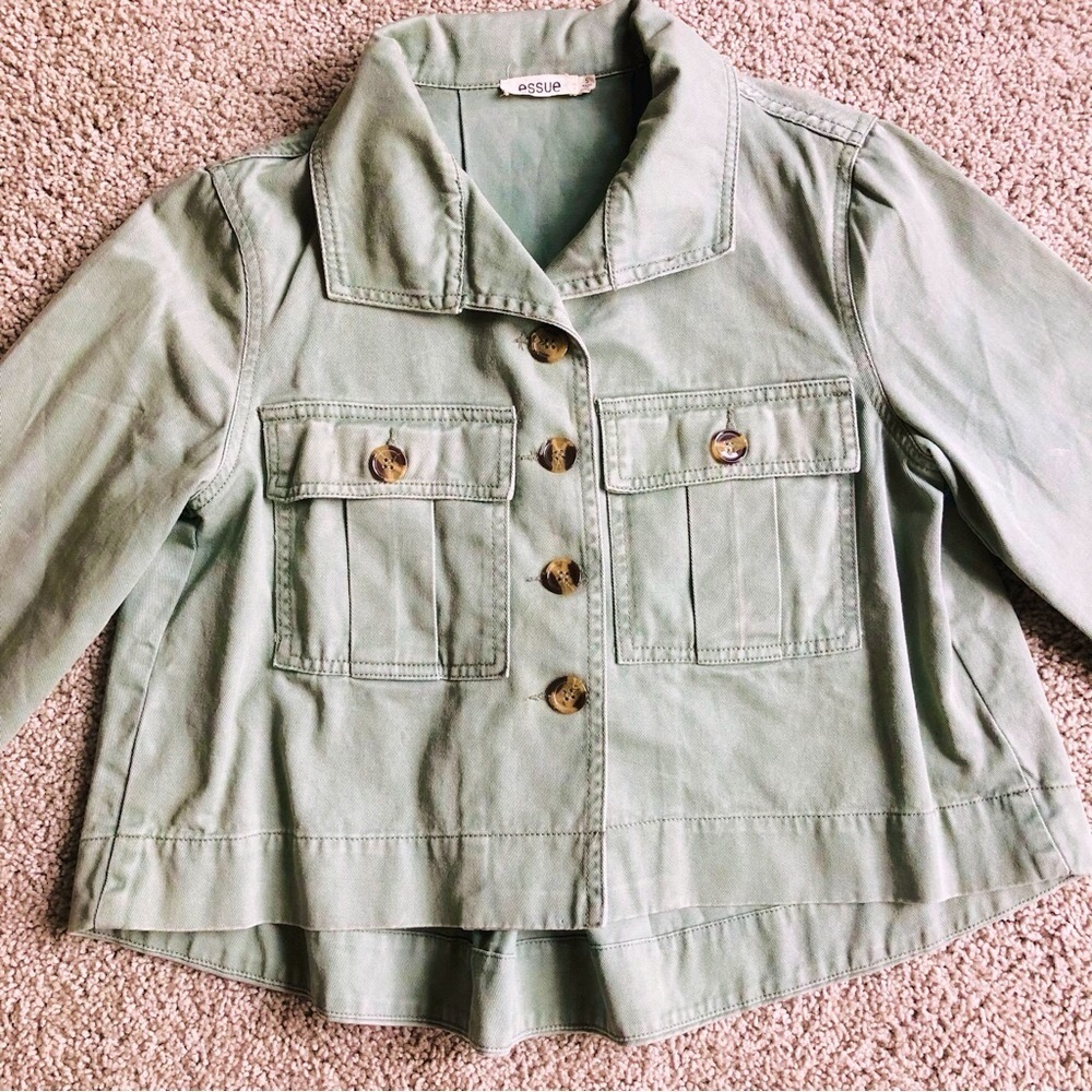 Cropped Jacket - Picture 2 of 5